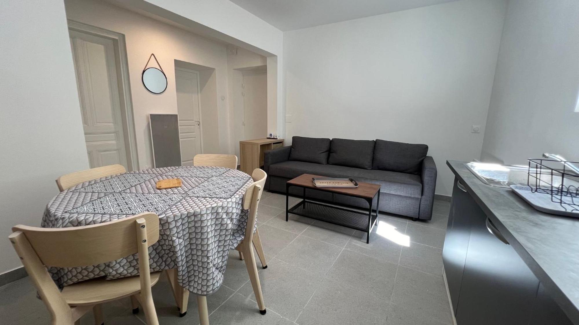 Fenix Appartement T2 40 M2 Cosy Rdc Plein Centre Ville Pierrelatte Exterior foto
